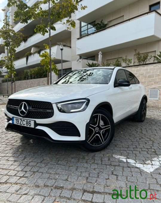 2019' Mercedes-Benz GLC 300 photo #1
