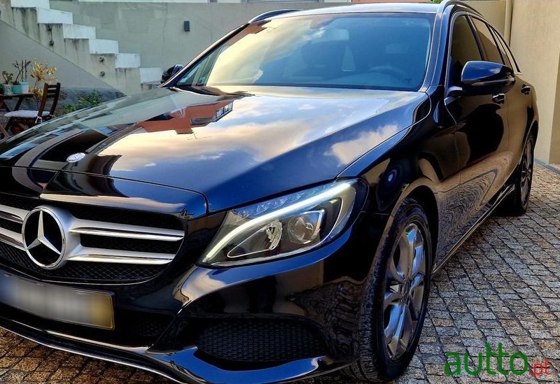 2016' Mercedes-Benz Classe C photo #2