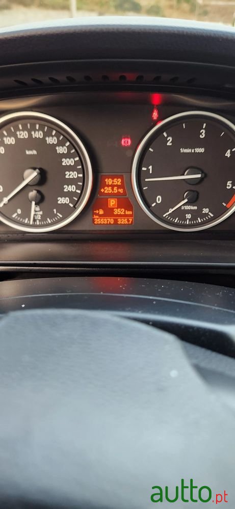 2007' BMW Série 5 Da Touring photo #3