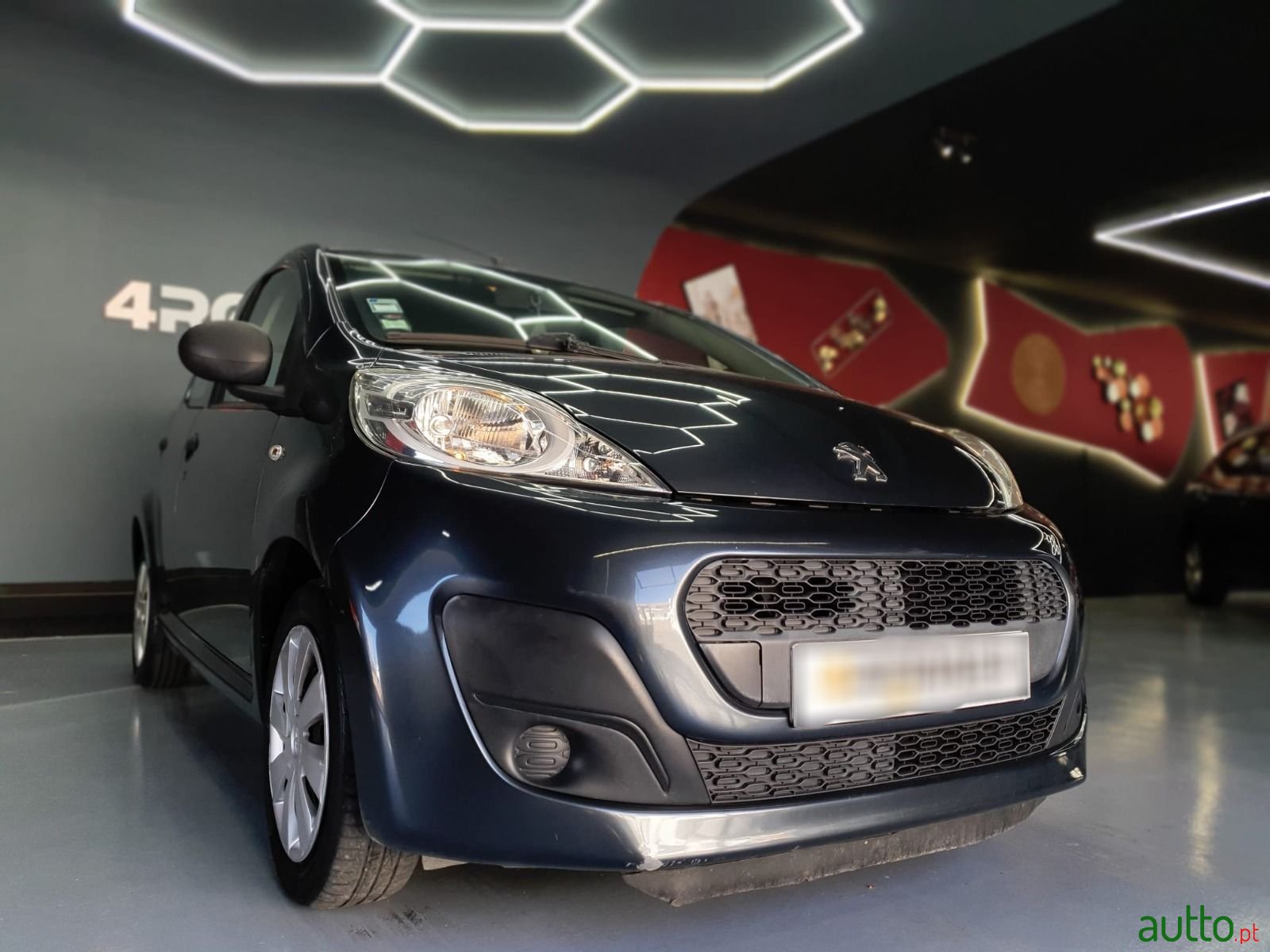 2013' Peugeot 107 photo #4