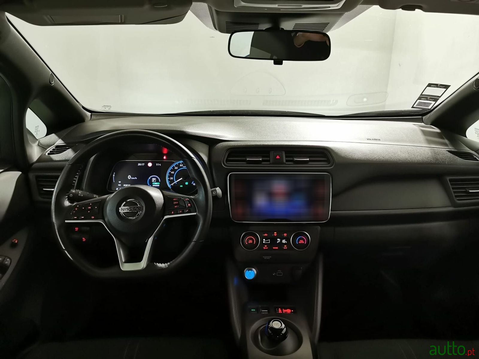 2021' Nissan Leaf photo #3