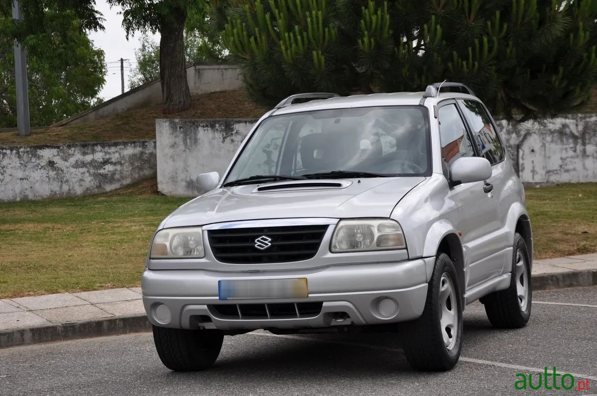 2004' Suzuki Grand Vitara photo #6
