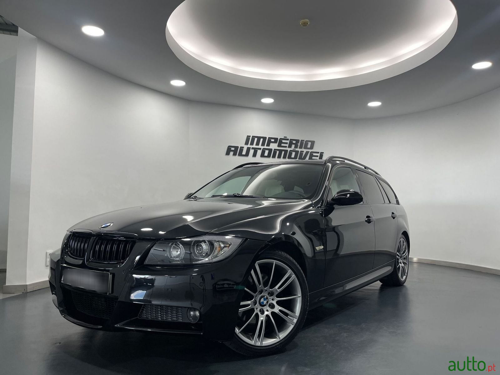 2008' BMW 320 photo #6