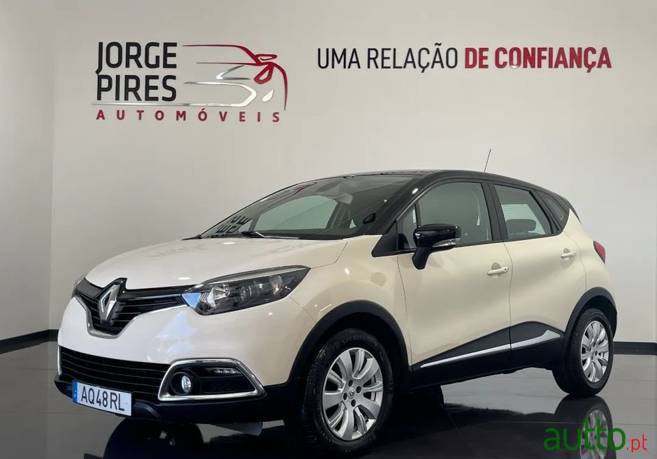 2013' Renault Captur photo #1