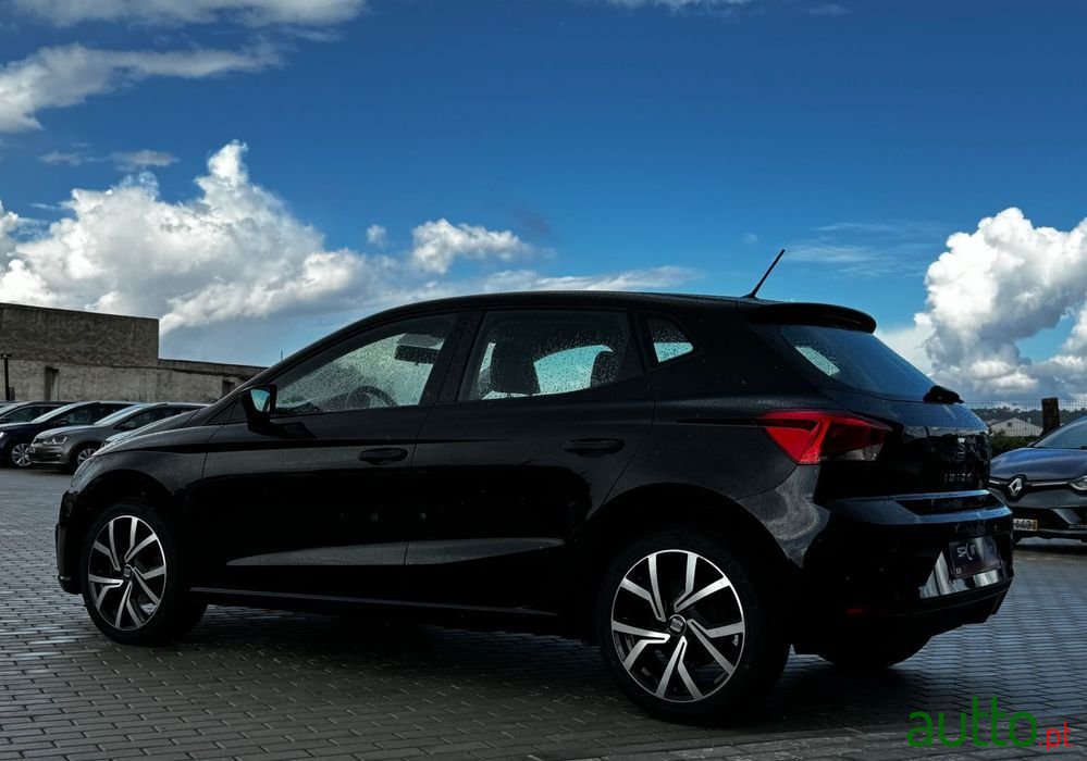 2018' SEAT Ibiza 1.6 Tdi Style photo #5