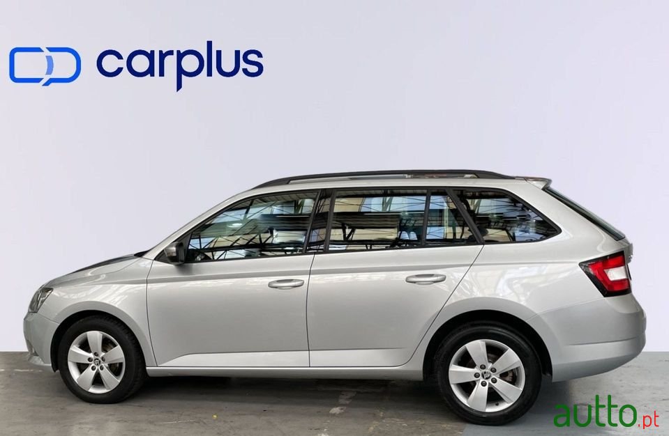 2016' Skoda Fabia photo #4