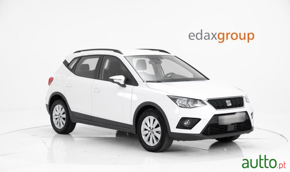 2019' SEAT Arona 1.6 Tdi Style photo #1
