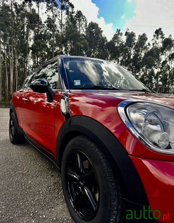 2013' MINI Paceman Cooper D photo #3