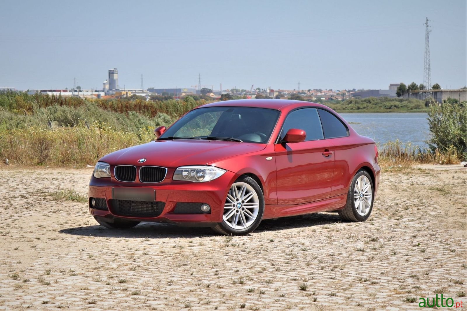 2013' BMW 123 photo #1