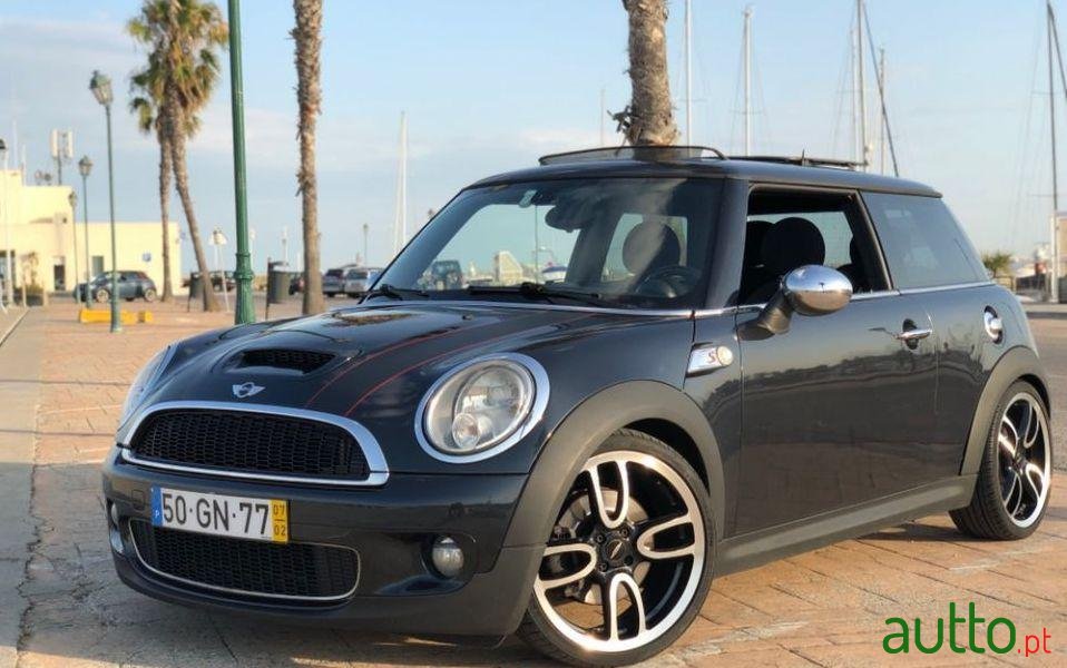 2007' MINI Cooper S photo #3