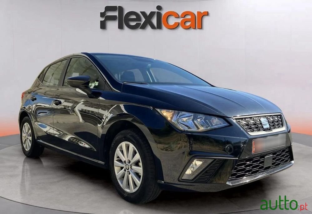 2021' SEAT Ibiza 1.0 Tsi Style photo #1