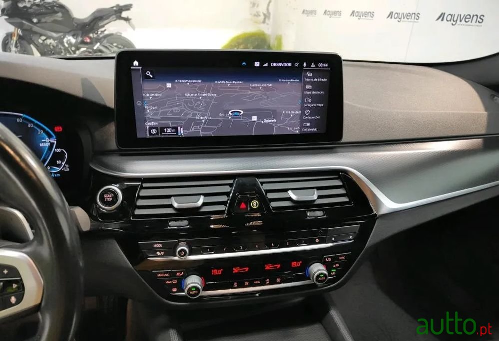 2021' BMW Série 5 E Pack photo #5