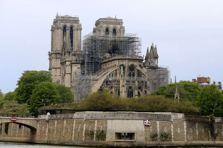 Automotive Firms Pledge To Save Notre-Dame