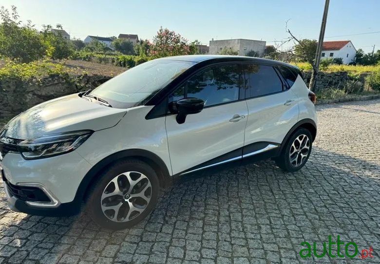 2018' Renault Captur photo #1