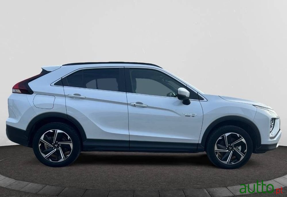 2023' Mitsubishi Eclipse Cross photo #6