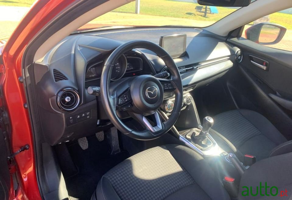 2019' Mazda 2 photo #3