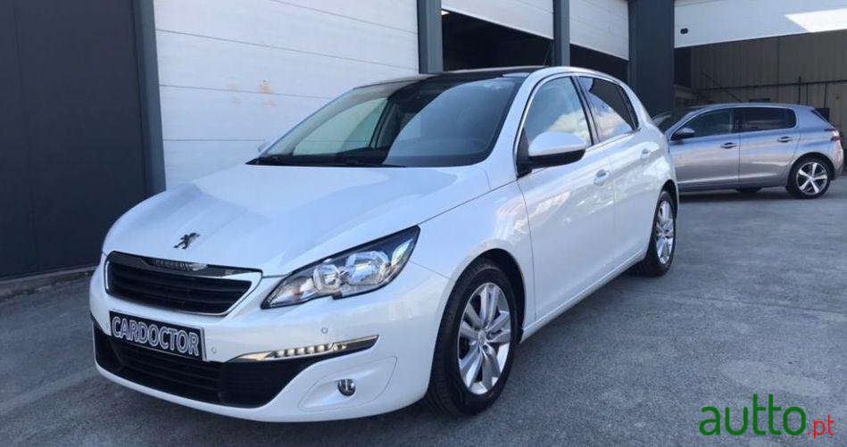 2015' Peugeot 308 photo #2