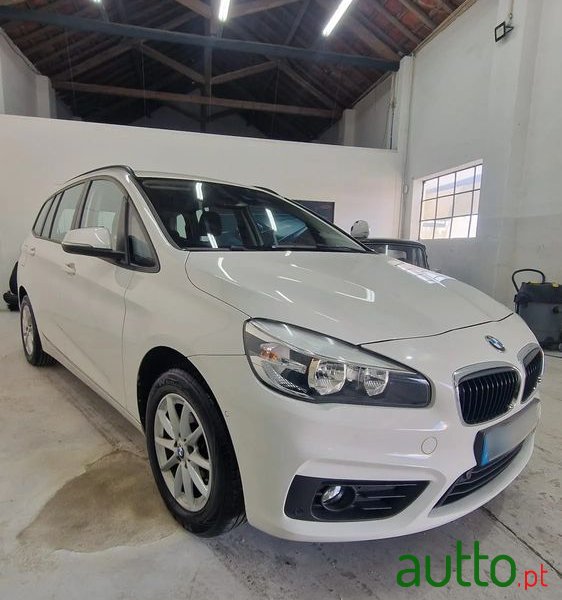 2018' BMW Série 2 D 7L Advantage photo #4