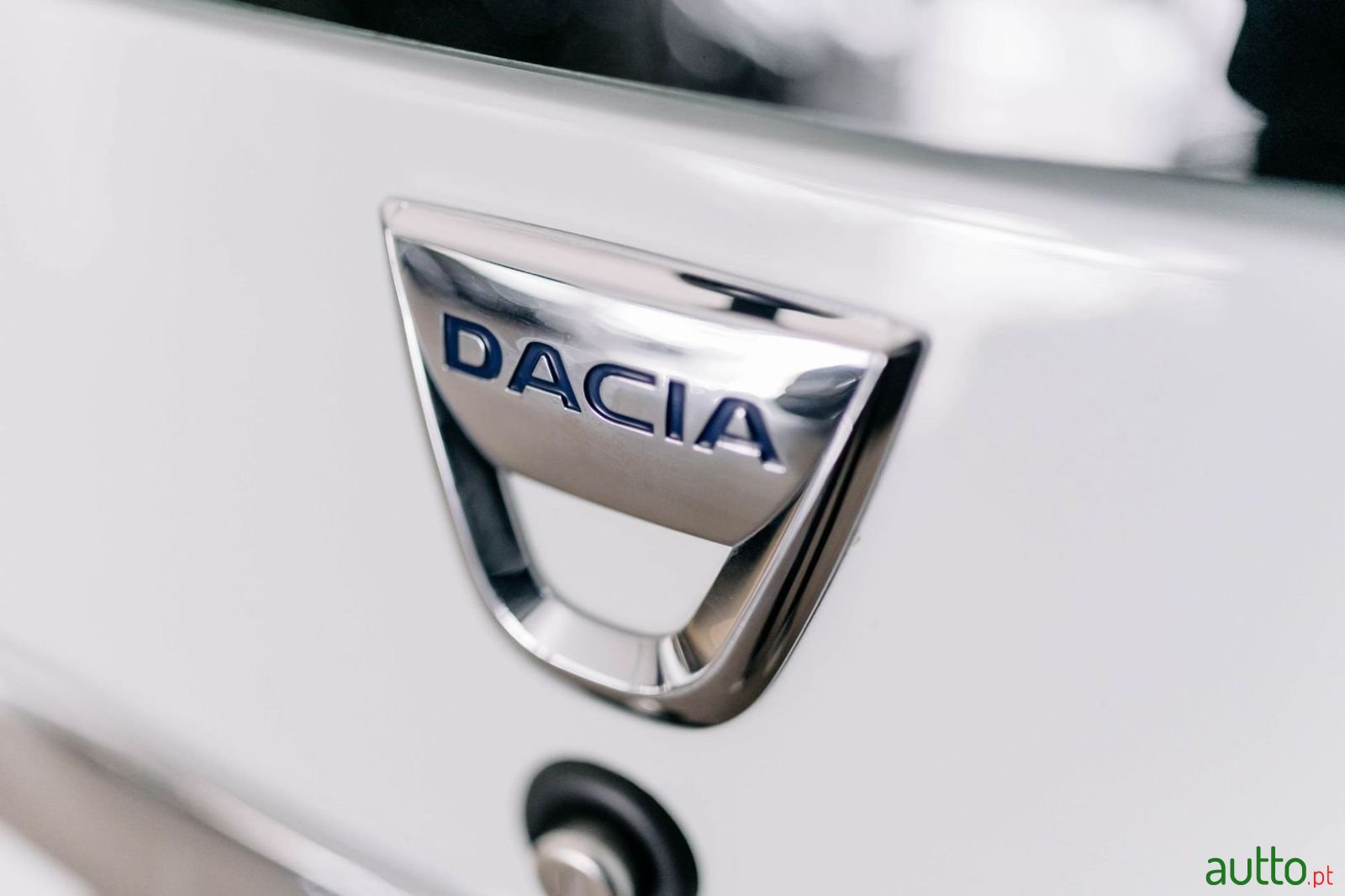 2015' Dacia Lodgy photo #3