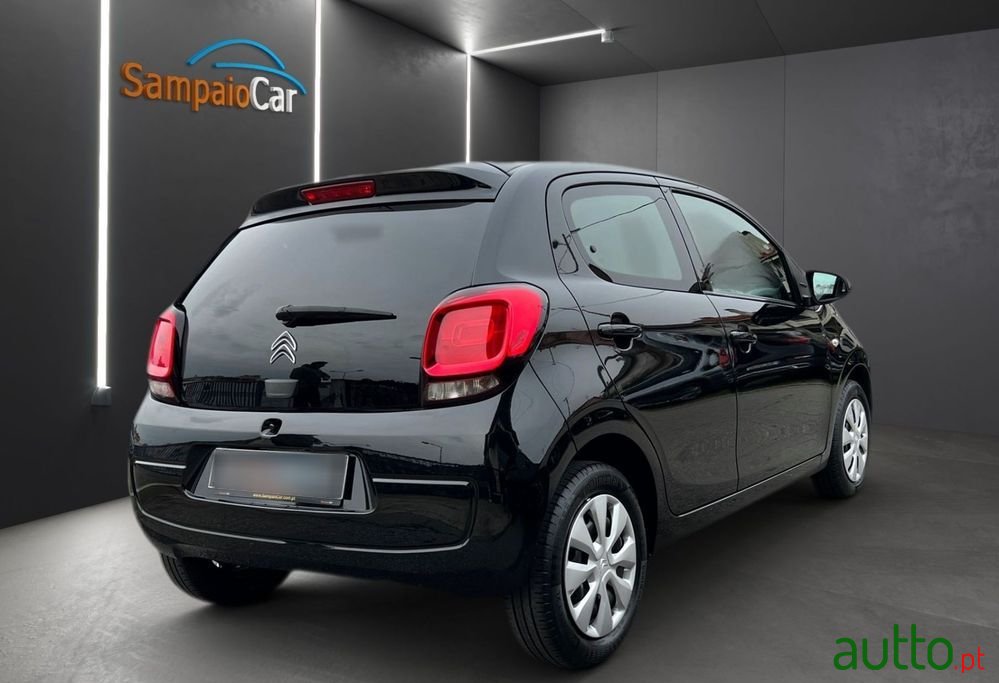 2020' Citroen C1 1.0 Vti Feel photo #2