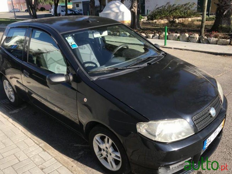 2005' Fiat Punto 1.3 photo #2