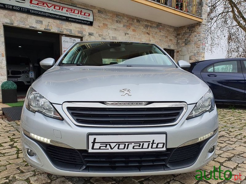 2017' Peugeot 308 photo #3