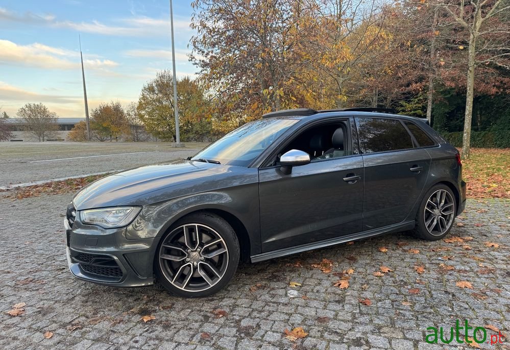 2014' Audi S3 Sportback photo #5