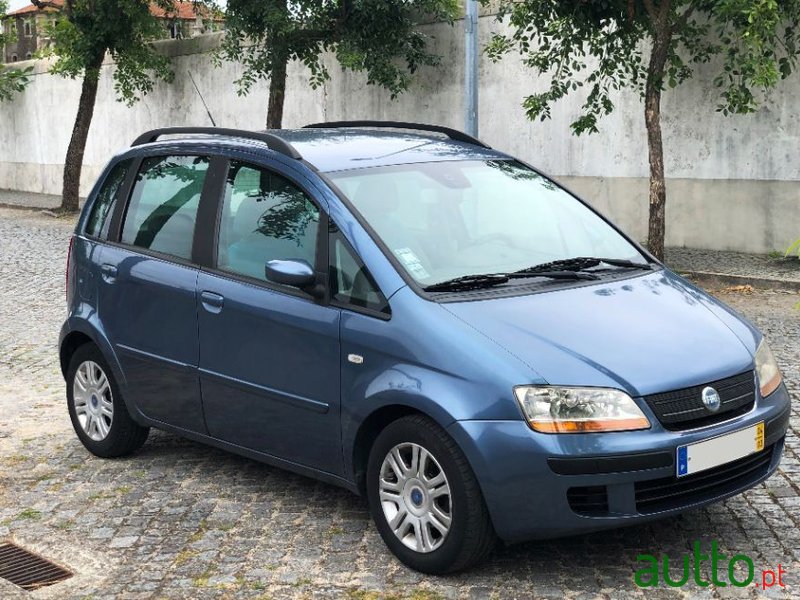 2004' Fiat Idea photo #3