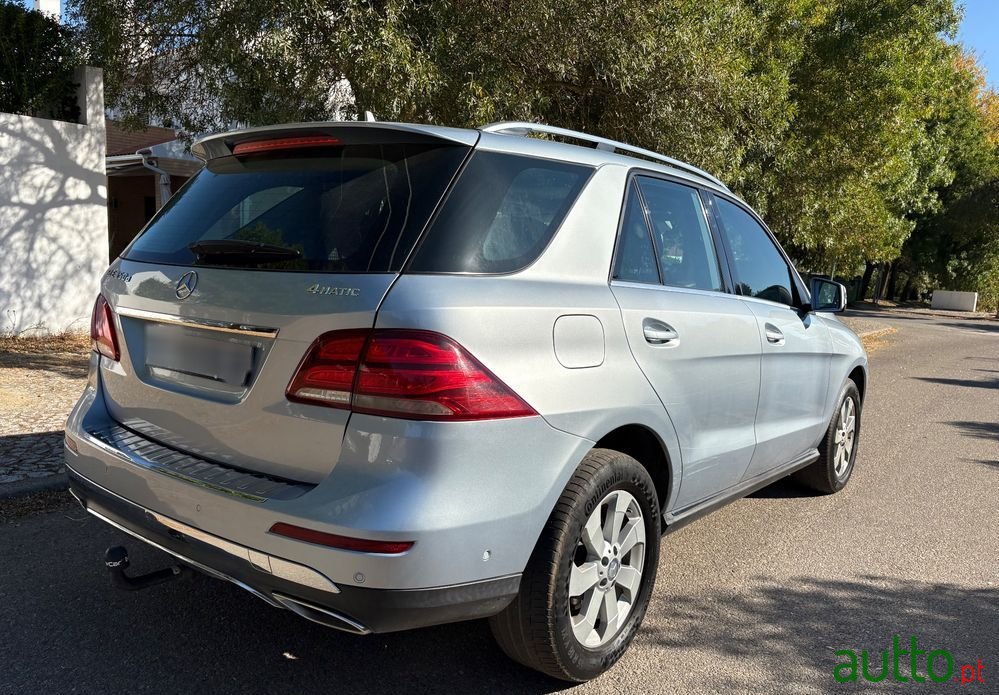 2016' Mercedes-Benz Classe Gle D 4-Matic photo #3