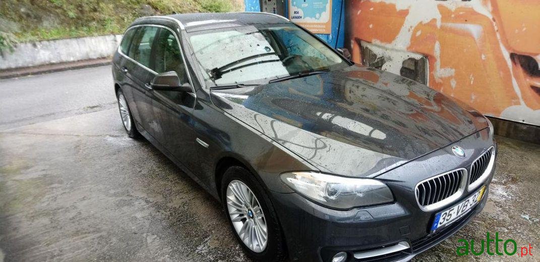 2015' BMW 520 photo #2