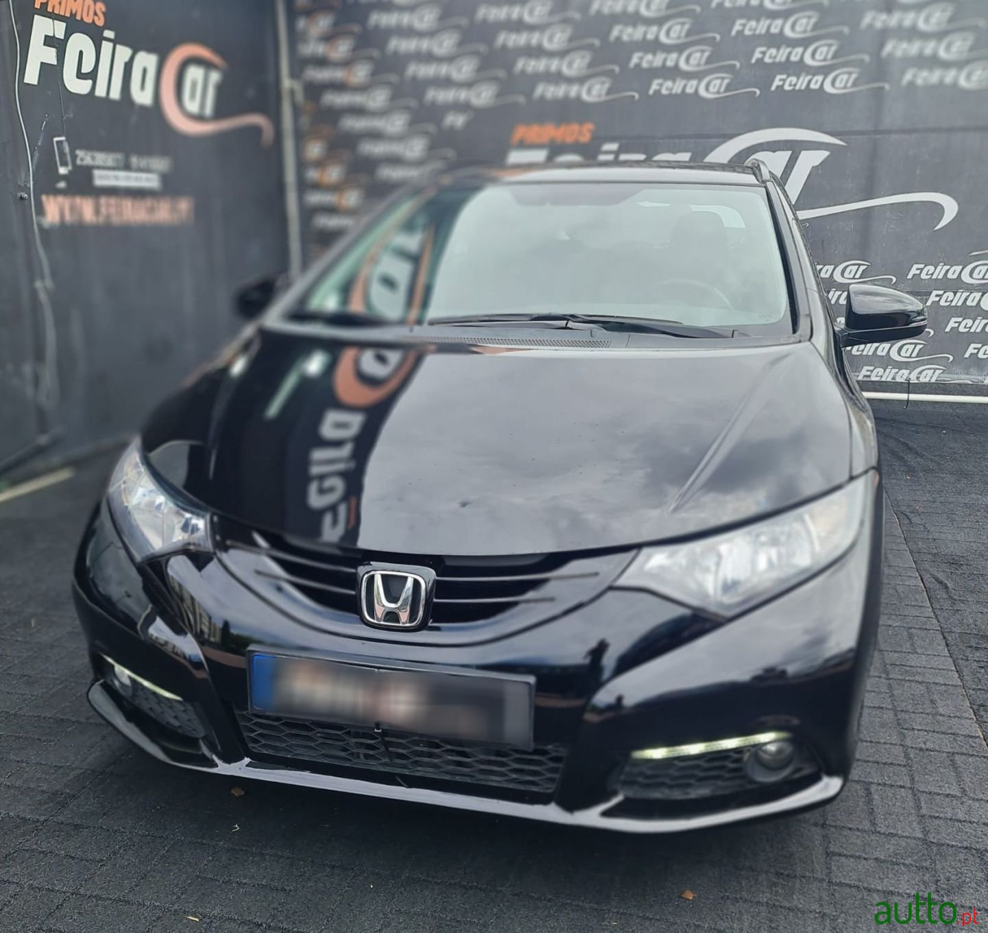 2014' Honda Civic Tourer photo #1