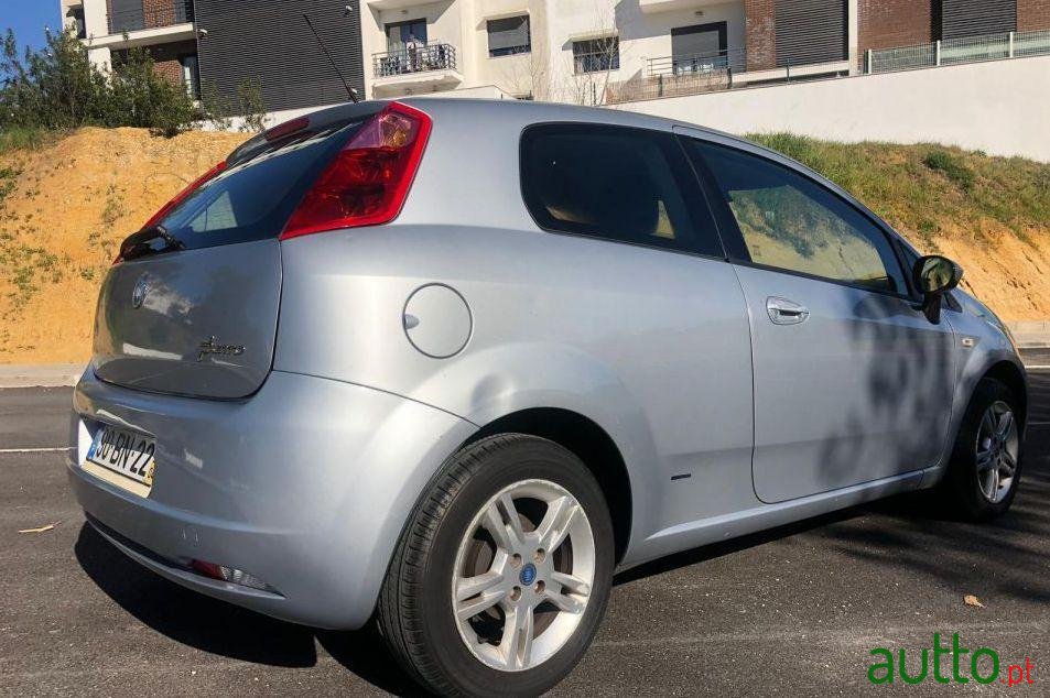 2006' Fiat Punto 1.2 photo #1