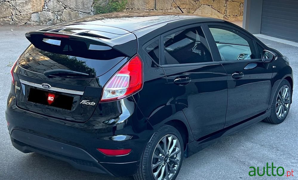 2016' Ford Fiesta photo #6