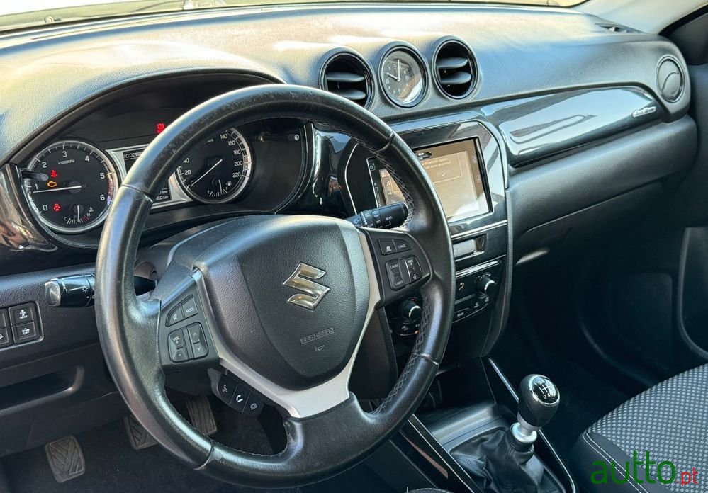 2016' Suzuki Vitara 1.6 Ddis Gle 4Wd photo #6