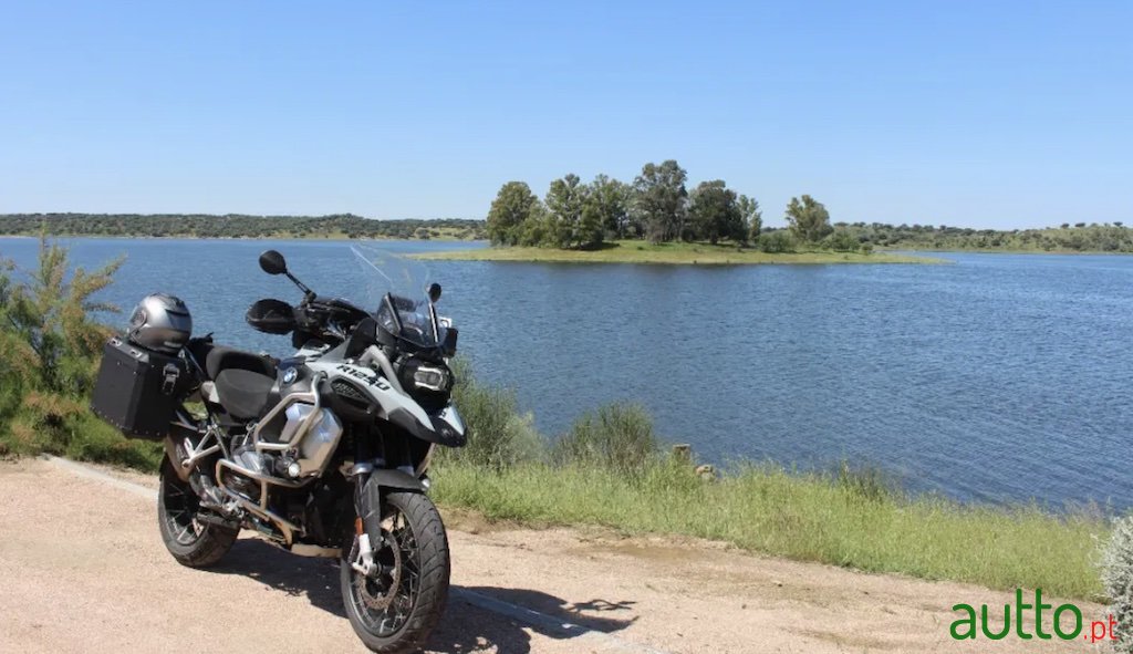 2020' BMW 1250GSA photo #1