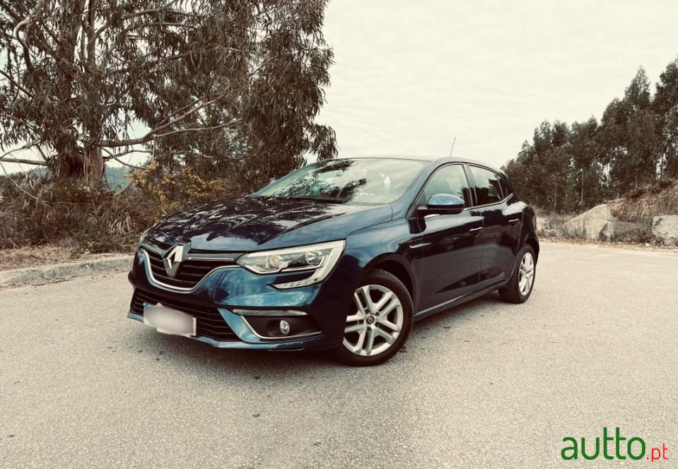 2016' Renault Megane photo #1
