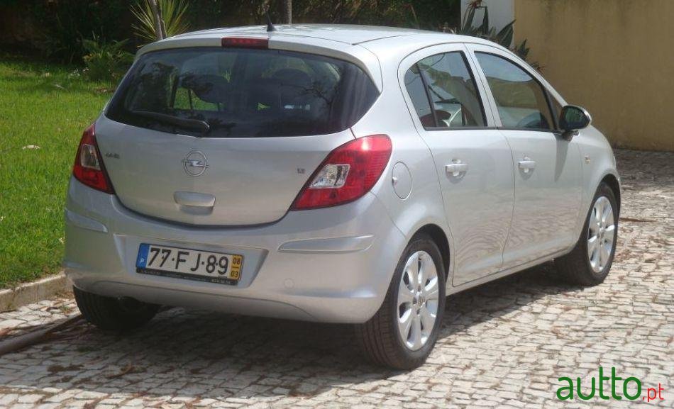 2008' Opel Corsa 1.2 16V photo #3
