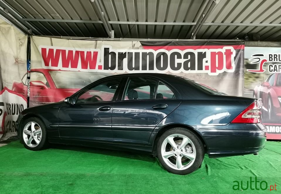 2003' Mercedes-Benz C-220 photo #6