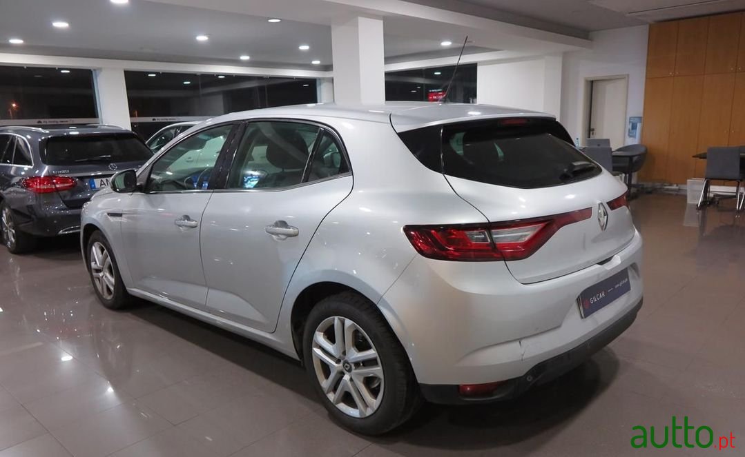 2018' Renault Megane photo #6