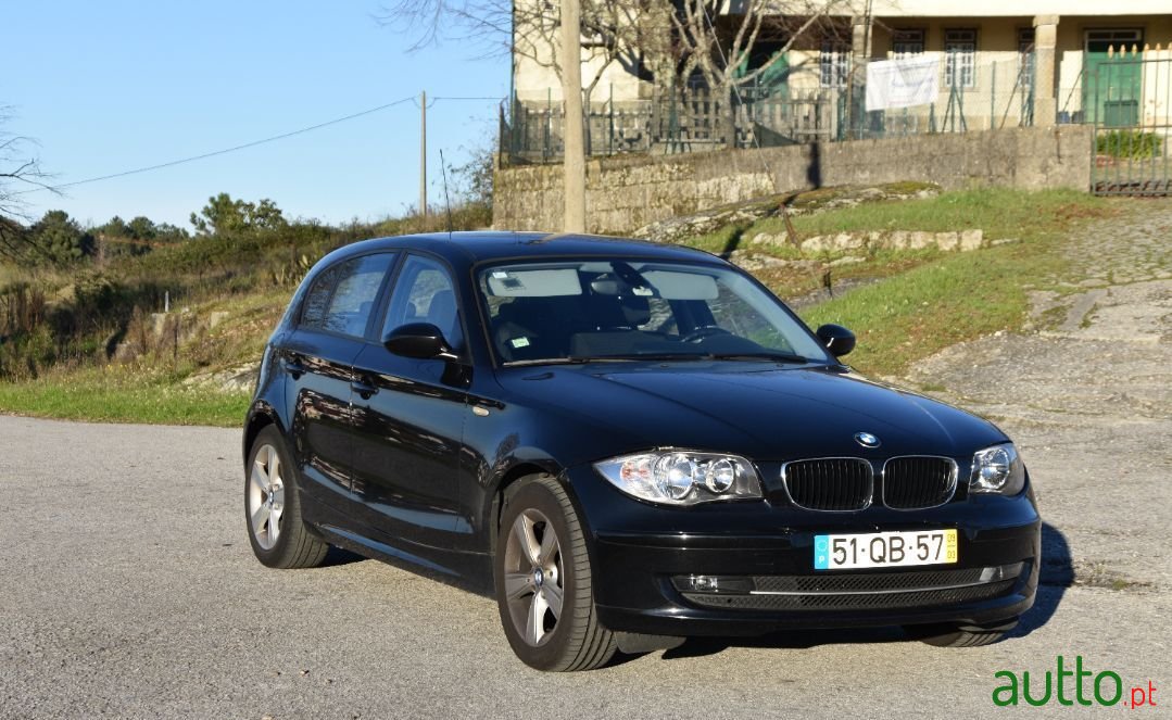 2009' BMW 116 photo #3