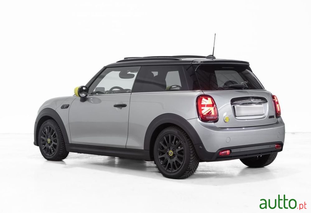 2023' MINI Cooper Se 3 Portas photo #4
