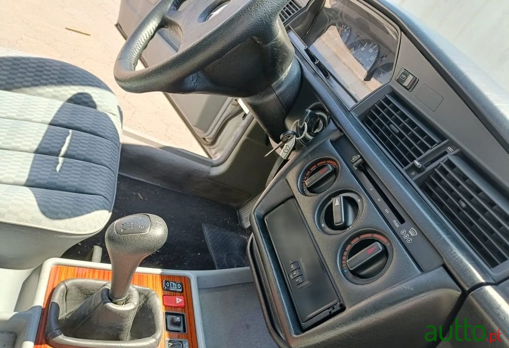 1991' Mercedes-Benz 190 D 2.0 photo #4