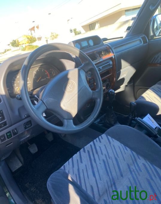 1999' Toyota Land Cruiser photo #2