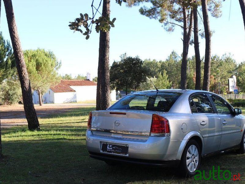 2003' Opel Vectra photo #1