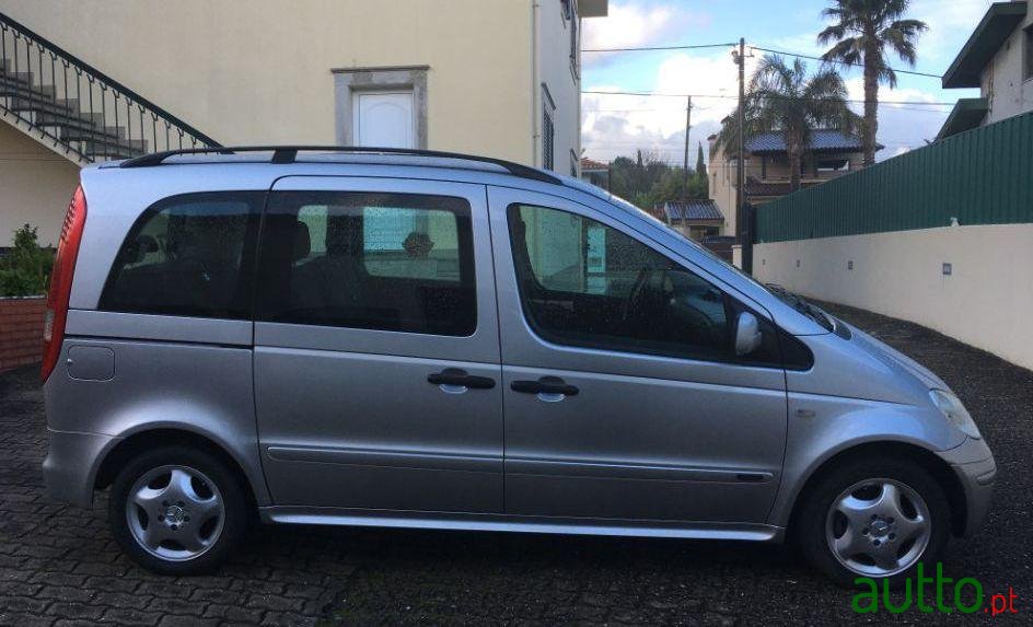2002' Mercedes-Benz Vaneo 1.7 Cdi photo #1