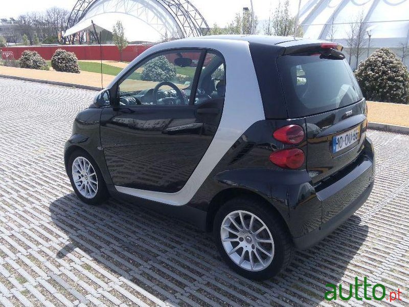 2009' Smart Fortwo Passion photo #4