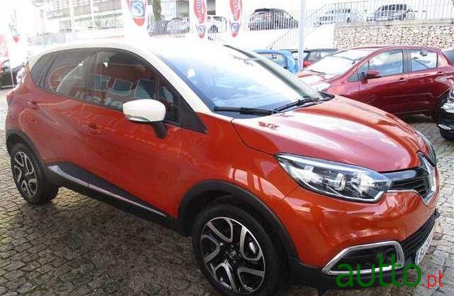 2017' Renault Captur Tce Exclusive photo #1