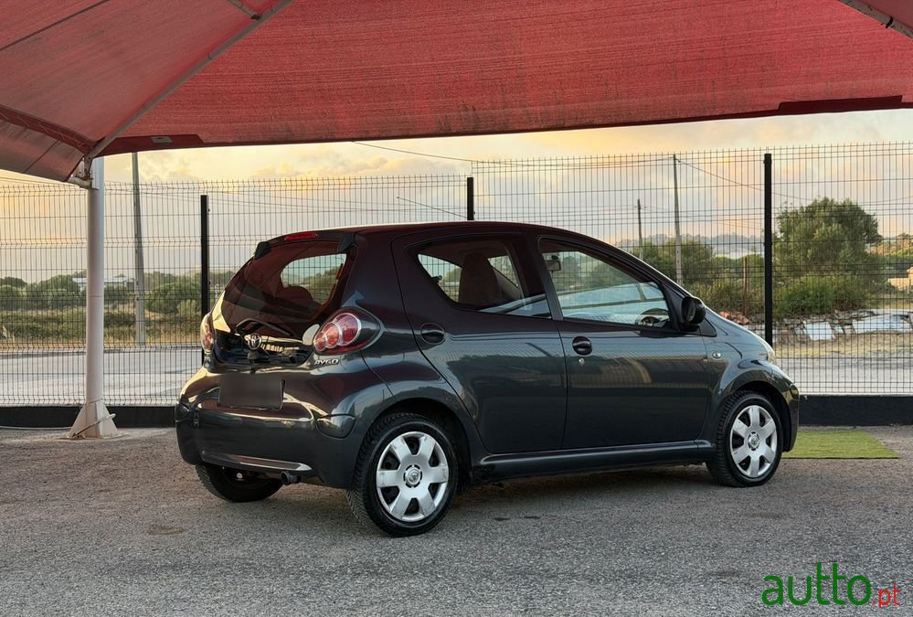 2009' Toyota Aygo Cool photo #4