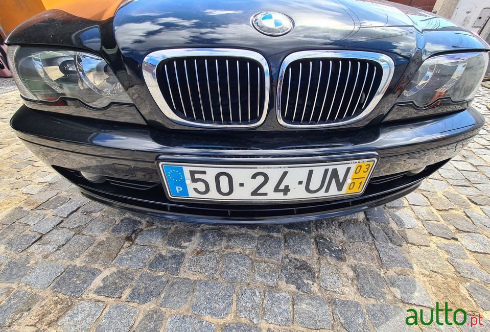 2003' BMW 318 photo #2