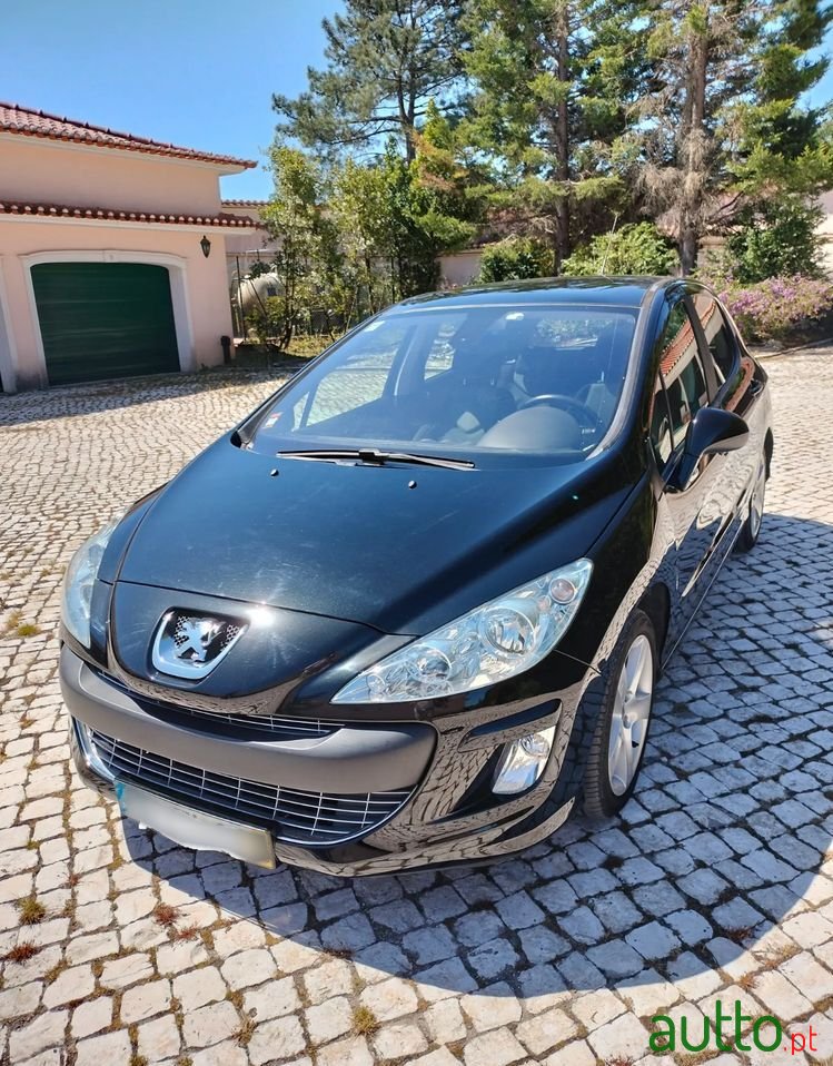 2008' Peugeot 308 1.6 Hdi Sport photo #1